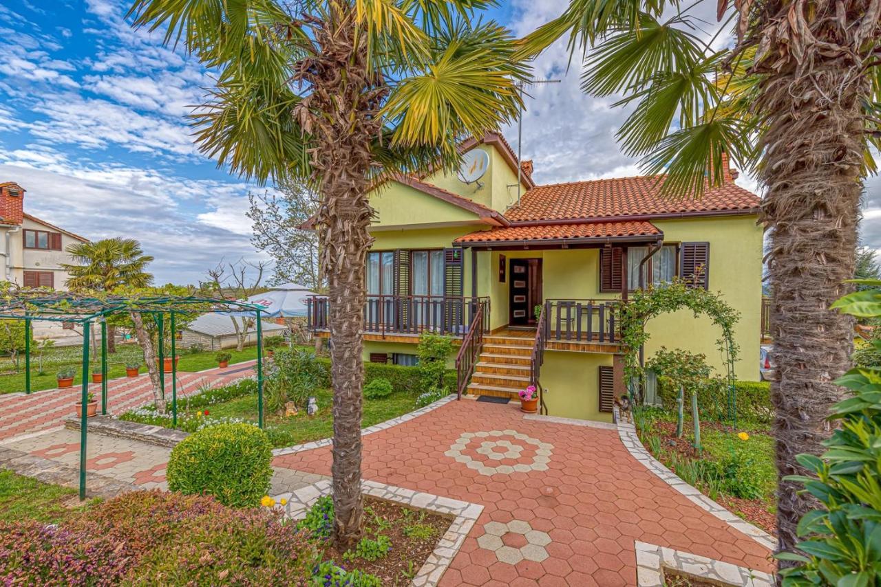Apartment Flores Stari Pazin Kültér fotó