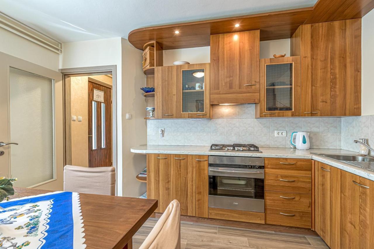 Apartment Flores Stari Pazin Kültér fotó